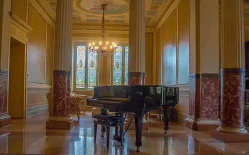 Piano-Moving--in-Fort-Lauderdale-Florida-piano-moving-fort-lauderdale-florida.jpg-image